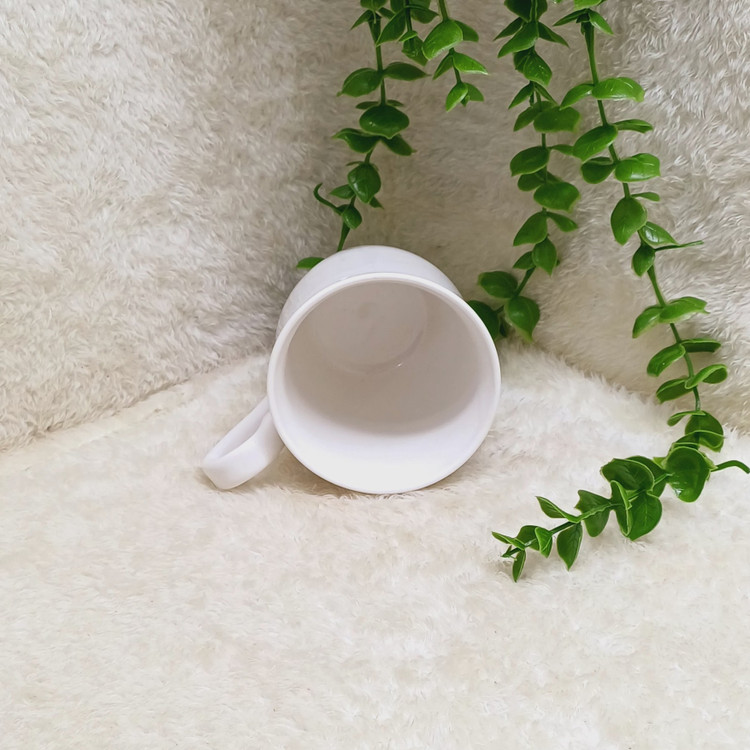 ماگ ایموجی بوسه ،استعلام موجودی و پس کرایه